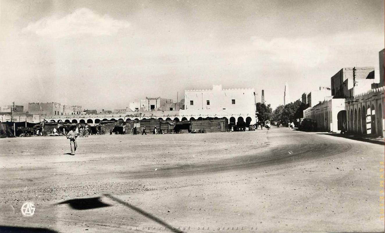 Colomb bechar 500- Place Lutaud COLLECTION DES AMIS DE ND DE SANTA CRUZ.jpg